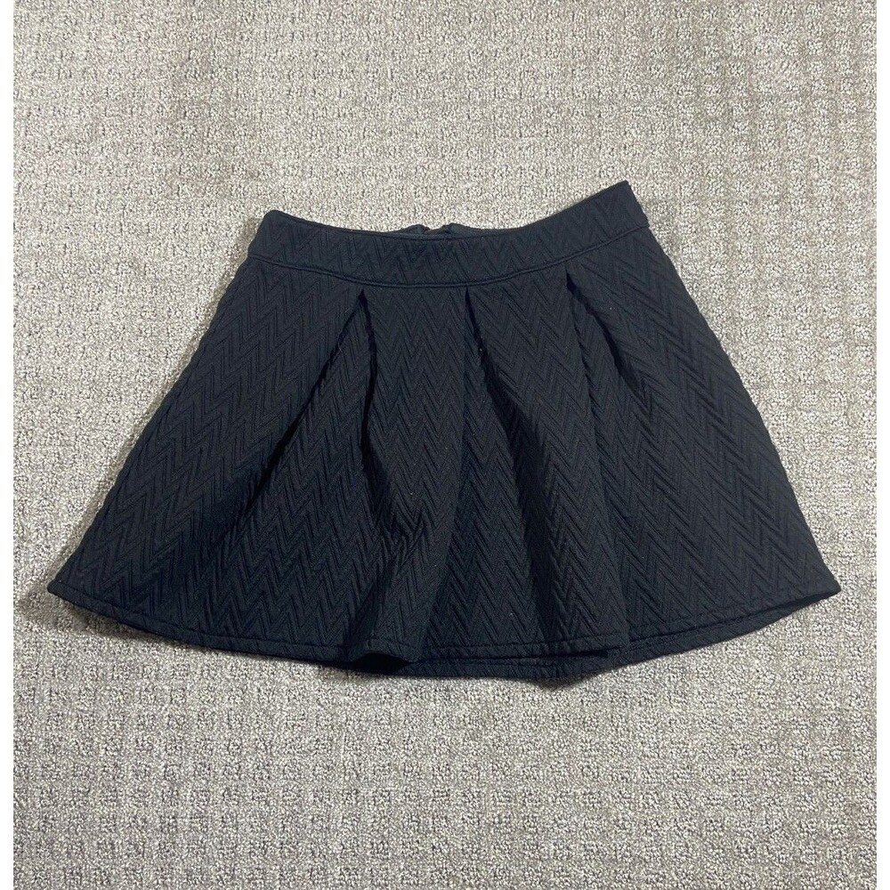 Bethany Mota Juniors size Medium Black Knit Flare Skirt
